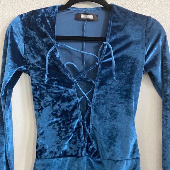 Reformation Avalon Lace Up Bodysuit in Blue petroleum Velvet size XS never used - Picture 11 of 12